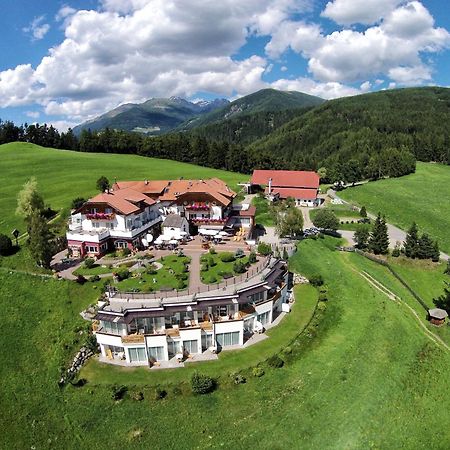Hotel Amaten Brunico Eksteriør bilde