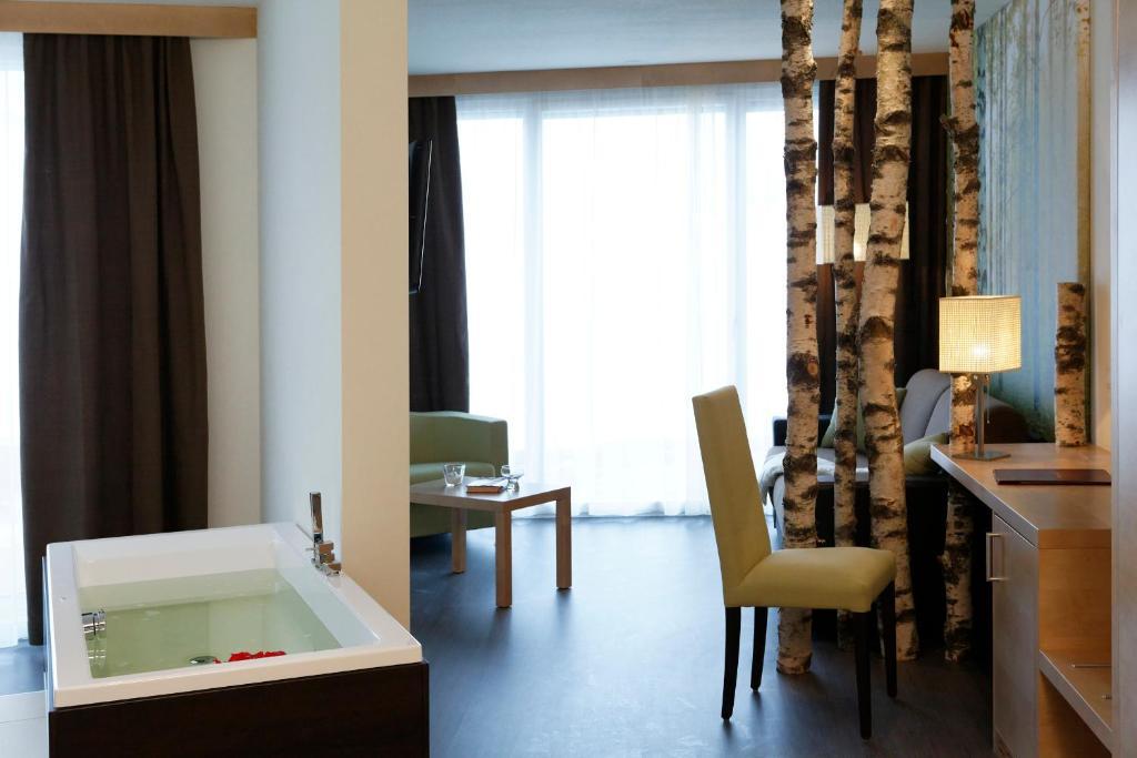 Hotel Amaten Brunico Rom bilde